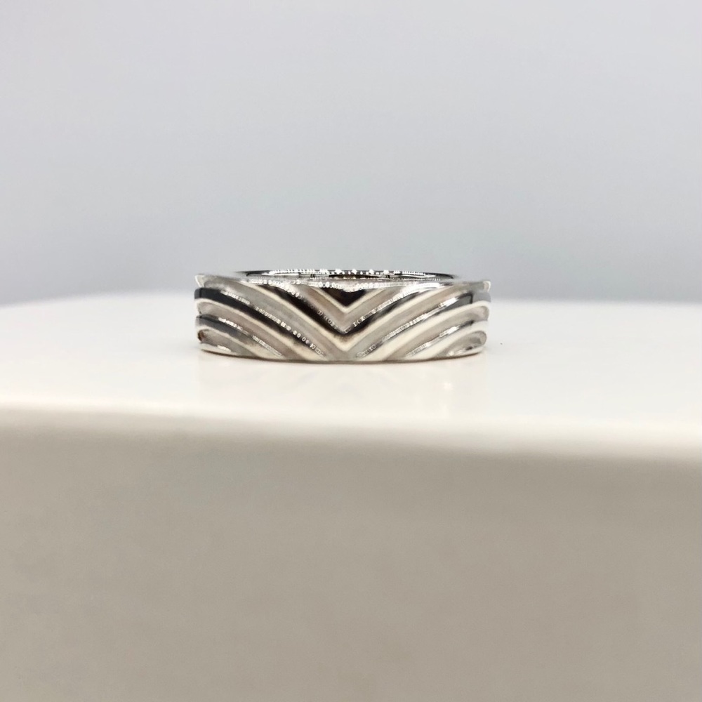 Thistle & Bee Solid Sterling Silver Ring - image 5